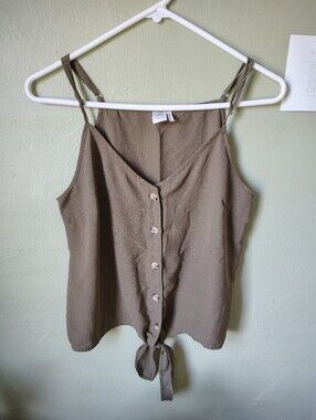 ☀️5/$25☀️ Paper Crane Women’s Medium Olive Green Tie-Front Button Cami Top
